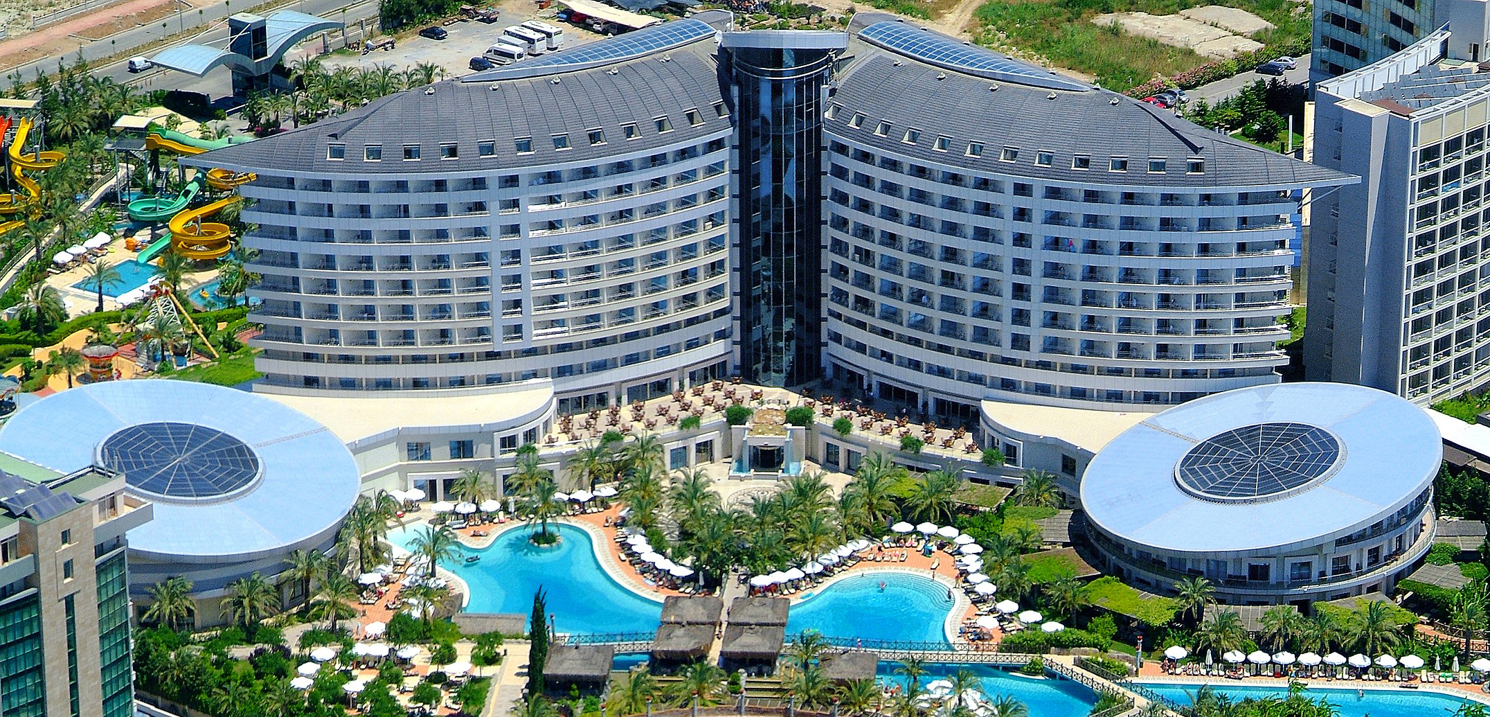 Royal Wings Hotel